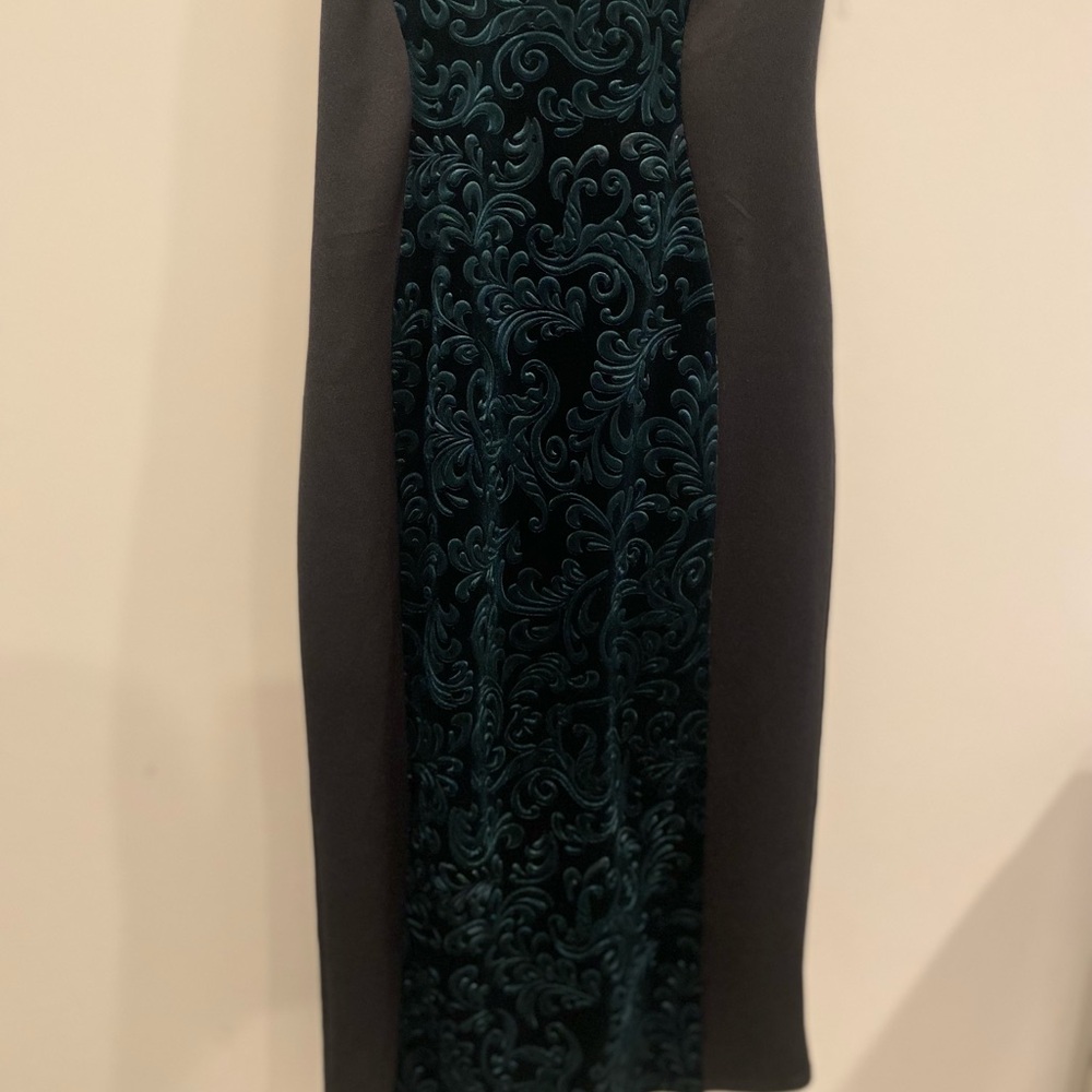Wild daisy black strapless medium size dress